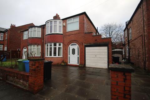 3 bedroom semi-detached house to rent, Stothard Road, Stretford, M32 9HA