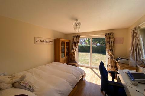 undefined, Thame OX9