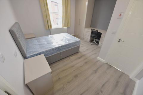 undefined, 7 Cardigan Road, Flat 2