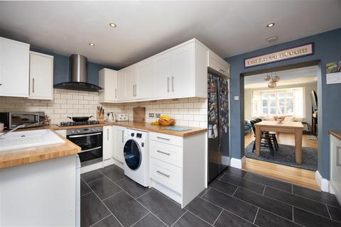 59 Whiterow Park, Trowbridge, BA14 0EQ
