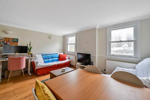 2 bedroom flat for sale, Lee High Road, Blackheath, London, SE12