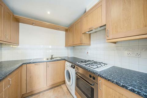 1 bedroom flat for sale, Thames Street, Hampton TW12