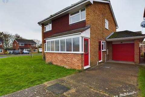 4 bedroom detached house for sale, Pentland Road, Aylesbury, Buckinghamshire