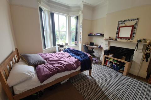 9 bedroom house to rent, Hyde Park Terrace, Leeds