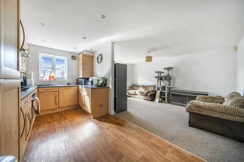 2 bedroom flat for sale, Houston Gardens, Great Sankey, Warrington, Cheshire, WA5 8DN