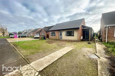 3 bedroom detached bungalow for sale, Fifth Avenue, Wisbech