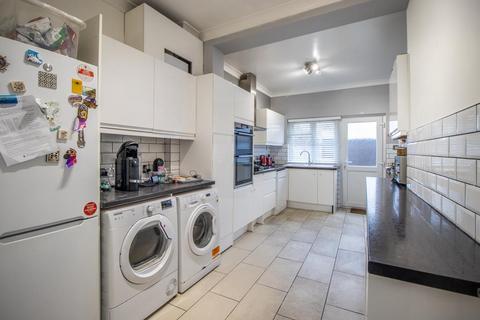 3 bedroom semi-detached house for sale, Hamstel Road, Southend-on-Sea SS2