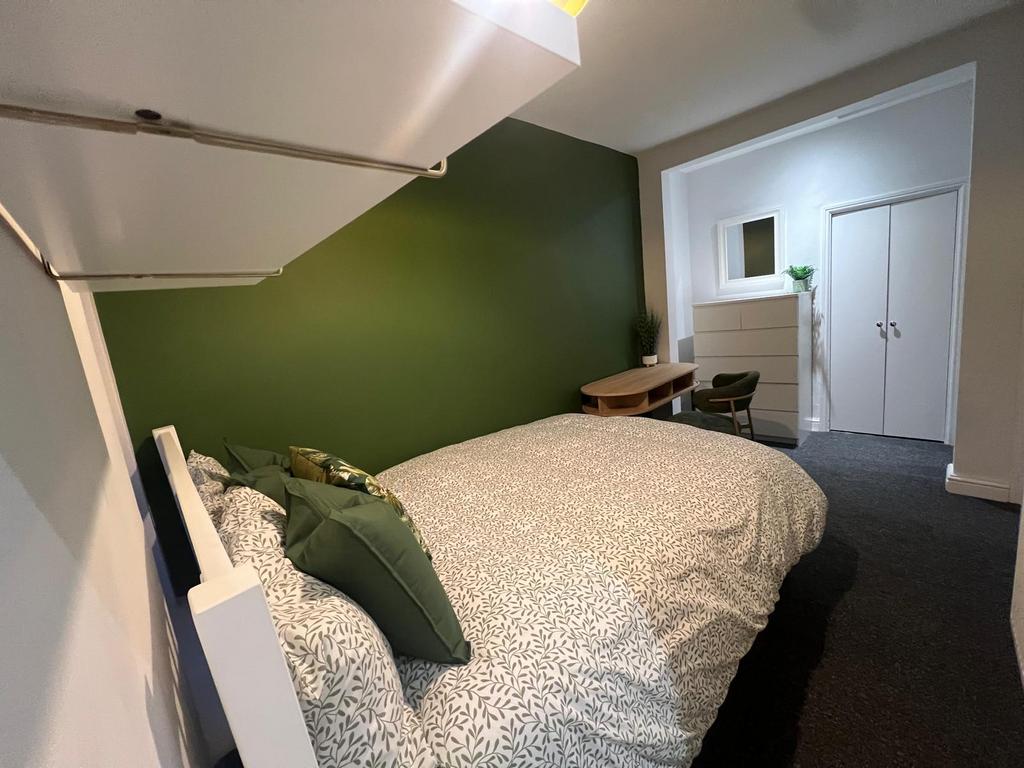 Whats App Image 2024-12-04 at 10.13.11 (3).jpeg