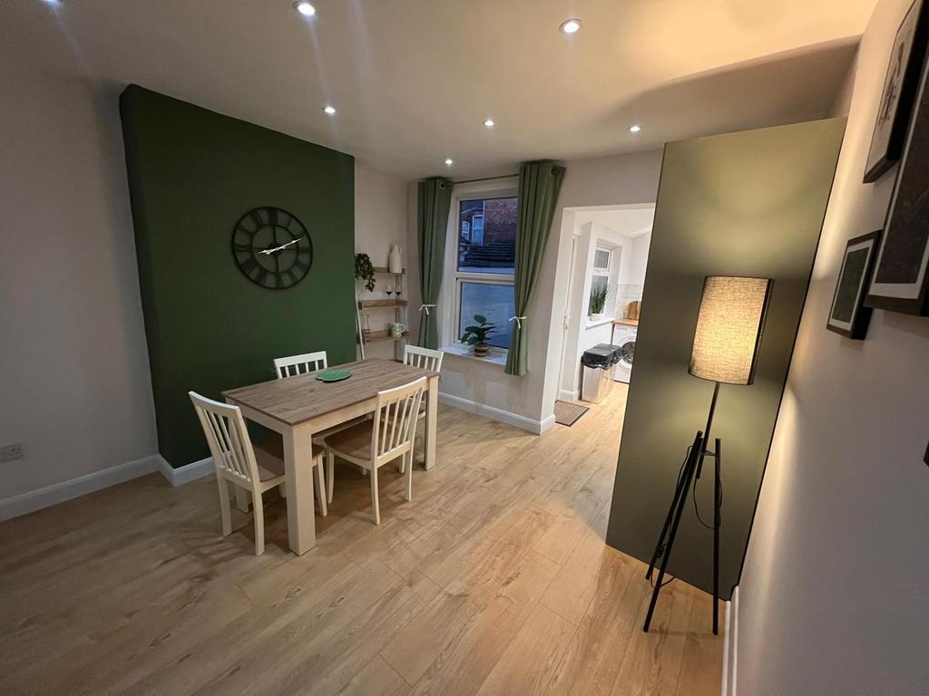 Whats App Image 2024-12-04 at 10.13.11 (10).jpeg