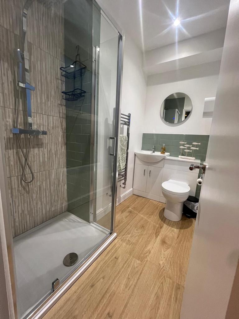 Whats App Image 2024-12-04 at 10.13.11 (4).jpeg