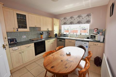 2 bedroom semi-detached bungalow for sale, campling way, Trusthorpe LN12