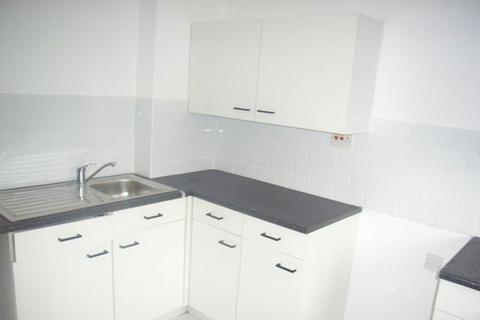 2 bedroom flat to rent, Agincourt, Hebburn