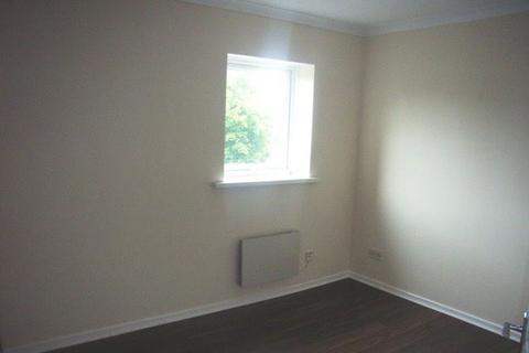 2 bedroom flat to rent, Agincourt, Hebburn