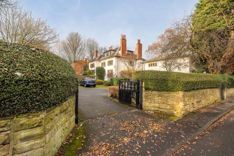 2 bedroom flat for sale, North Hill Road, Headingley, Leeds, LS6