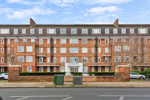 11 Watchfield Court, London, W4 4NB