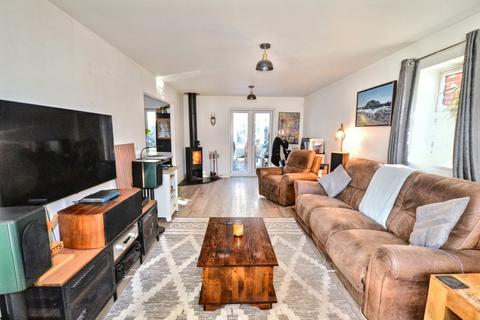 5 Sassoon Close, Salisbury, SP2 9LR