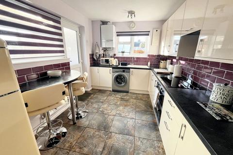 3 bedroom semi-detached house for sale, Churchill Avenue, Melksham SN12