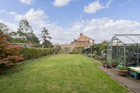 4 bedroom semi-detached house for sale, Salisbury Avenue, Broadstairs, CT10