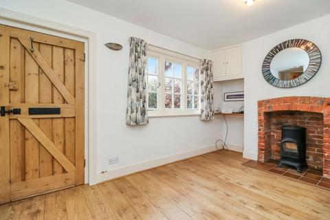 6 bedroom terraced house for sale, Pepperstock, Luton, Bedfordshire, LU1 4LJ