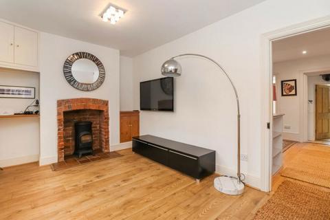 6 bedroom terraced house for sale, Pepperstock, Luton, Bedfordshire, LU1 4LJ