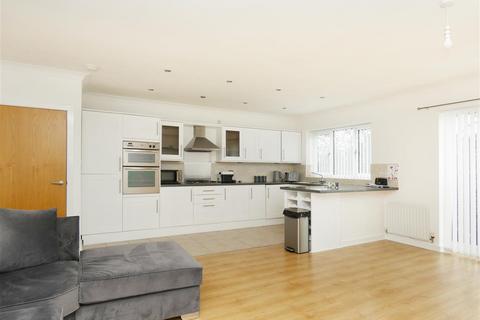 2 bedroom apartment for sale, Bowring Court, Court Hey, Liverpool