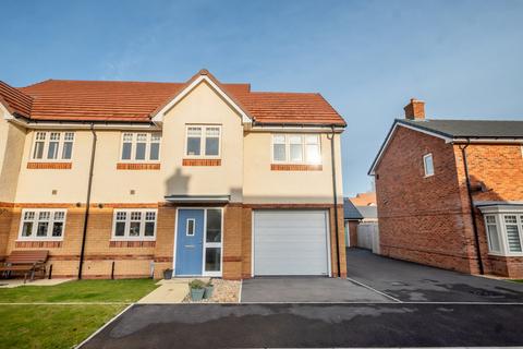 3 bedroom semi-detached house for sale, Heywood Lane, Preston, PR4