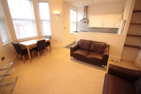 2 bedroom flat to rent, Ombersley Road, Newport, Gwent