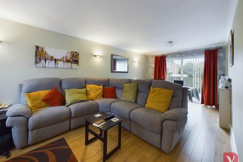 9 Brompton Close, Luton, LU3 3QS