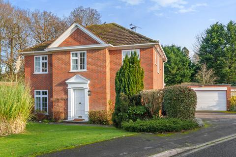 4 bedroom detached house to rent, Dorian Drive, Cheapside Village, Ascot  SL5