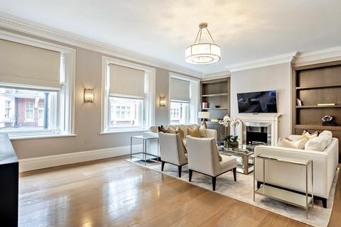 2 bedroom duplex to rent, Duke Street, Mayfair W1K