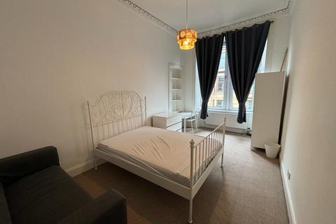 2 bedroom flat to rent, Byres Road, West End, Glasgow, G12