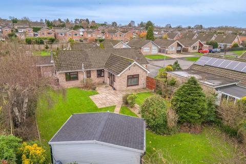 4 bedroom detached bungalow for sale, Thirlmere Avenue, St Nicolas Park