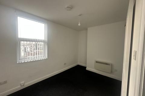 Studio to rent, Carisbrooke Road, Liverpool L4