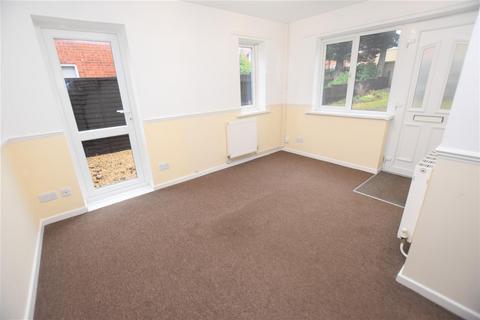 1 bedroom semi-detached house to rent, Clayhall Road, Droitwich WR9