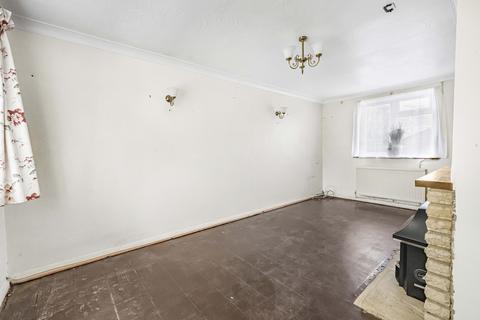 12 Blake Road, Bicester, OX26 3HG