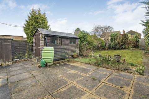 12 Blake Road, Bicester, OX26 3HG