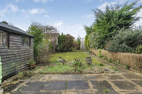 12 Blake Road, Bicester, OX26 3HG