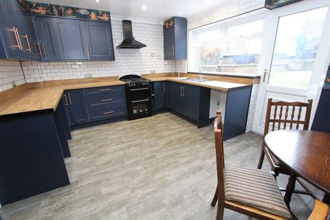 45 Stour Hill, Quarry Bank, Brierley Hill, DY5 2AT