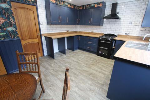 45 Stour Hill, Quarry Bank, Brierley Hill, DY5 2AT