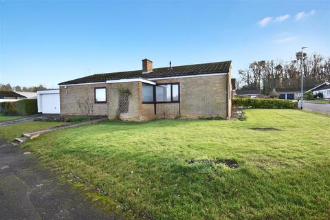 3 bedroom detached bungalow for sale, Coldermeadow Avenue, Corby NN18