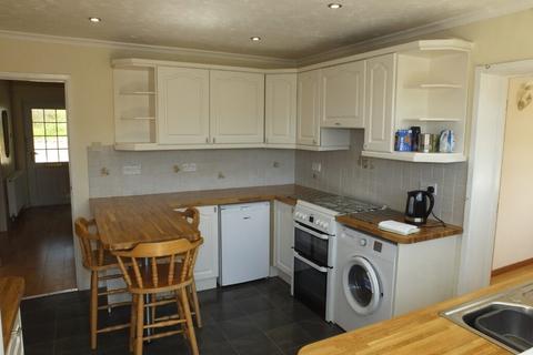 2 bedroom property to rent, Valley Drive, Seaford