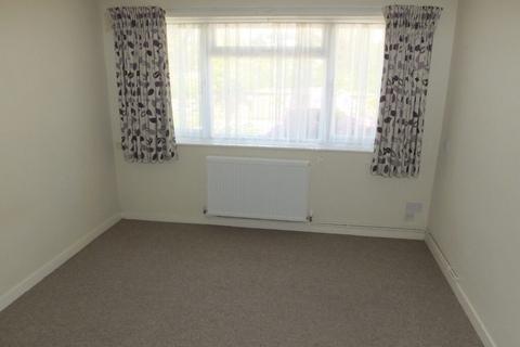 2 bedroom property to rent, Valley Drive, Seaford