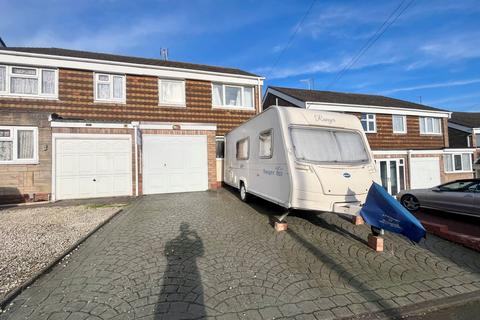 3 bedroom semi-detached house for sale, Calewood Road, Brierley Hill DY5