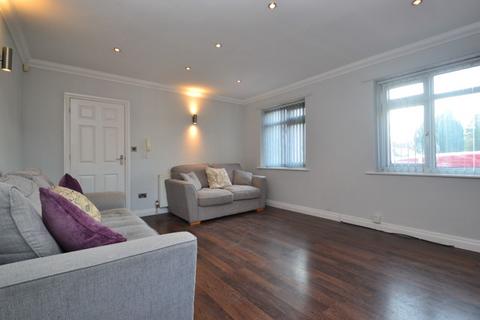 2 bedroom flat to rent, 306 Harrogate Road, Leeds LS17