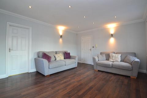 2 bedroom flat to rent, 306 Harrogate Road, Leeds LS17