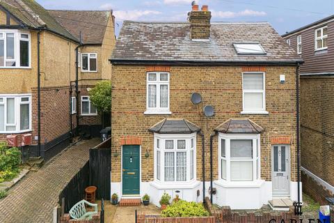 2 bedroom semi-detached house for sale, Lower Queens Road, Buckhurst Hill