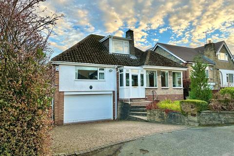 3 bedroom detached house for sale, Martlet Avenue, Disley, Stockport