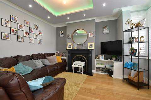 3 bedroom end of terrace house for sale, Sturge Avenue, Walthamstow