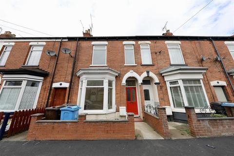 2 bedroom house to rent, Thoresby Street, Hull