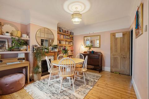 14 Flaxton Road, London, SE18 2JR